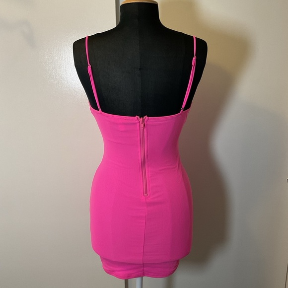 19. Privy Hot Pink Mini Spaghetti Straps Ruched Bodycon Dress Size Medium - Picture 5 of 5